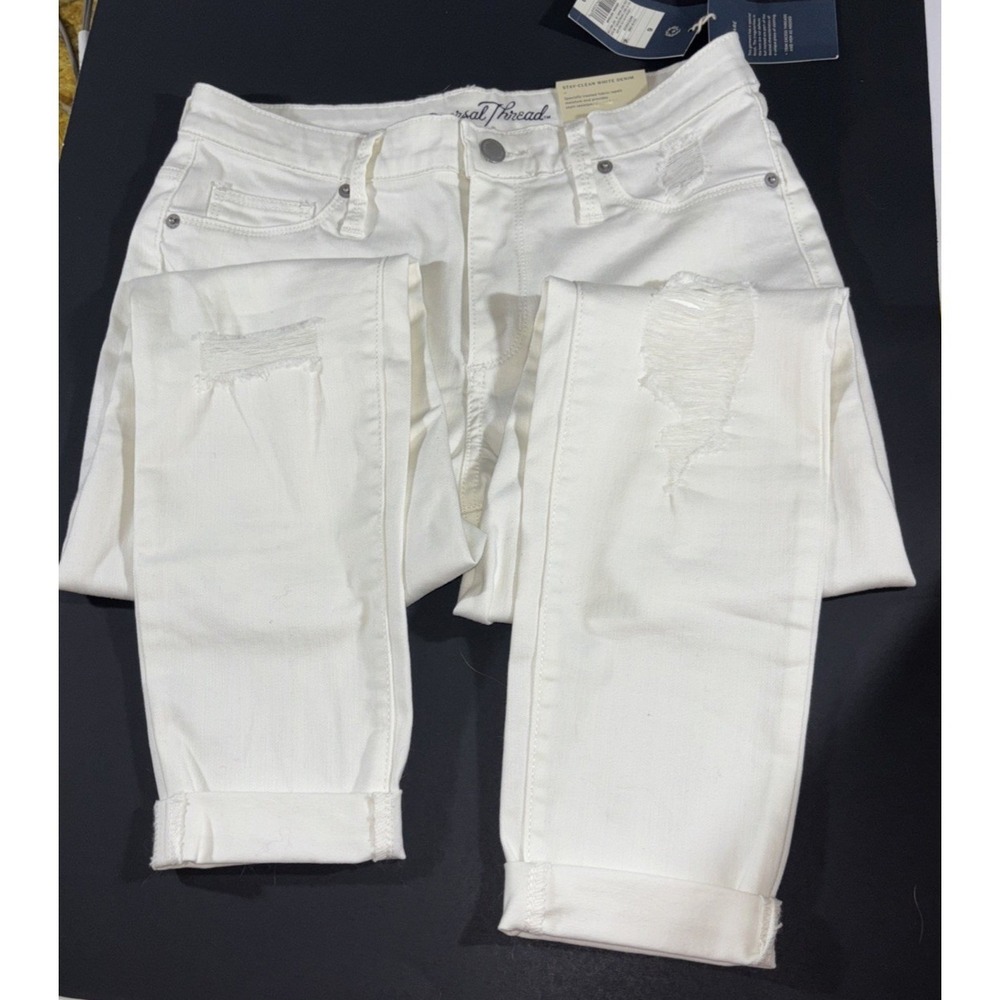 High Rise NWT White Jegging Universal Thread Women's Distressed Denim Size 6